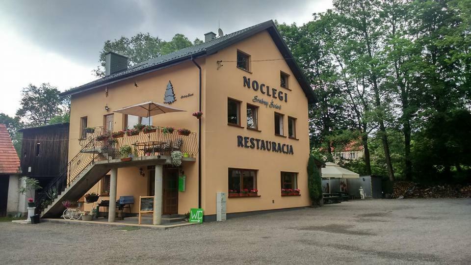 Srebrny Swierk Wambierzyce Exteriör bild